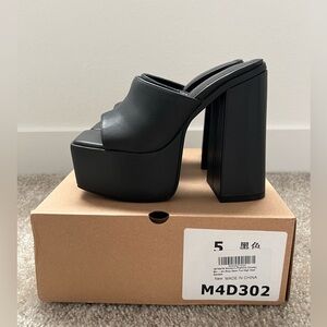 Chunky Platform Heel